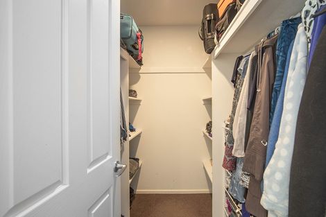 Photo of property in 4 The Oval, Hillmorton, Christchurch, 8024