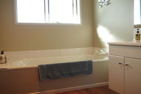 Photo of property in 49 Ashworth Street, Alexandra, 9320