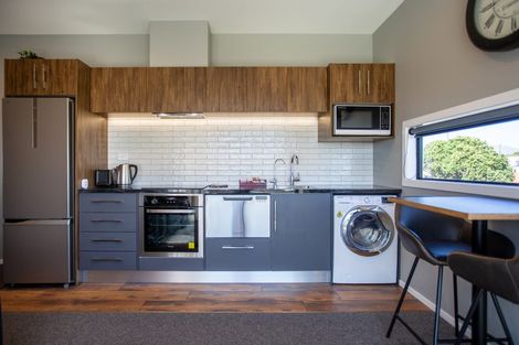 Photo of property in 195 Ngamotu Road, Spotswood, New Plymouth, 4310