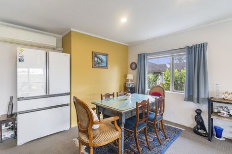 Photo of property in 98 Collingwood Road, Waiuku, 2123