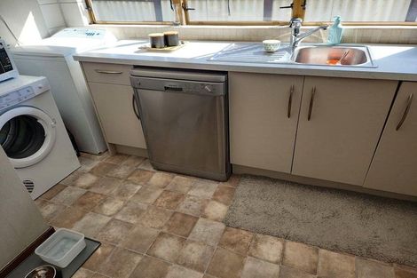 Photo of property in 90b Marine Parade, Mount Maunganui, 3116