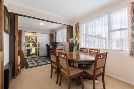 Photo of property in 40 Kimberley Grove, Westbrook, Palmerston North, 4412
