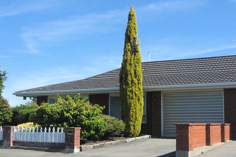 Photo of property in 1/76 Vivian Street, Burwood, Christchurch, 8083