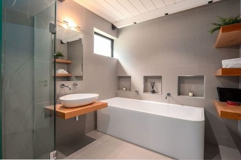 Photo of property in 7b Rannoch Drive, Jacks Point, Queenstown, 9371