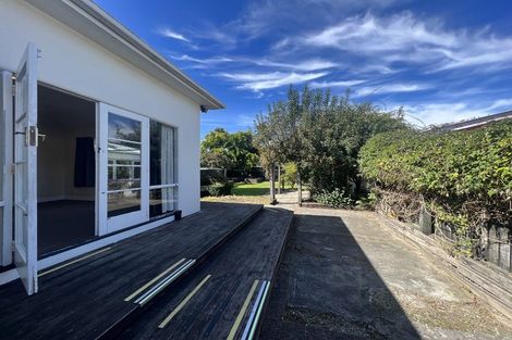 Photo of property in 7 Aorangi Road, Bryndwr, Christchurch, 8053