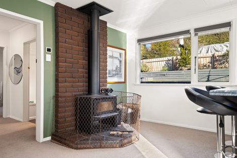 Photo of property in 5 Elwyn Crescent, Green Island, Dunedin, 9018