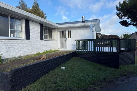 Photo of property in 4 Thode Place, Nawton, Hamilton, 3200