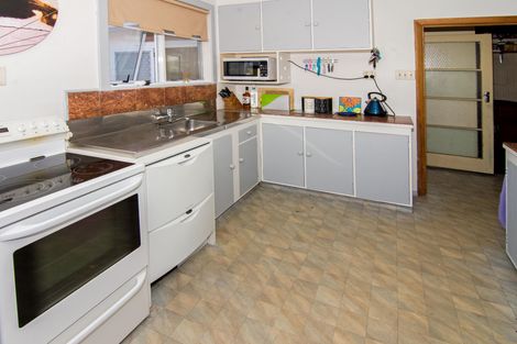 Photo of property in 2 Iorns Street, Masterton, 5810