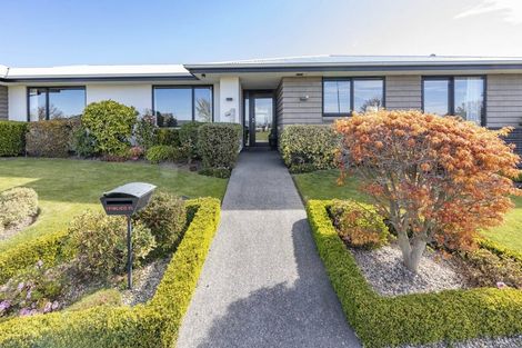 Photo of property in 1 Pimlico Place, Rangiora, 7400