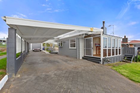 Photo of property in 212 Waikiekie Road, Thames, 3500