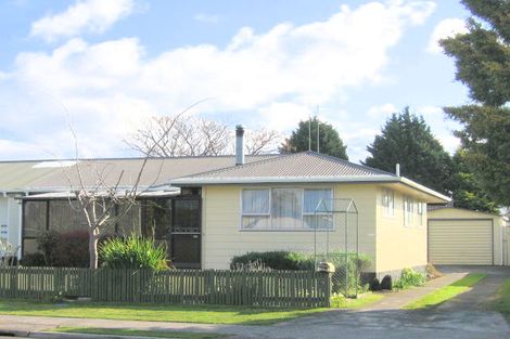 Photo of property in 29b Eversham Road, Mount Maunganui, 3116