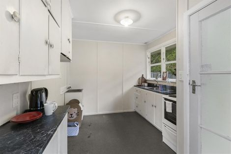 Photo of property in 10d Bull Avenue, Wainuiomata, Lower Hutt, 5014