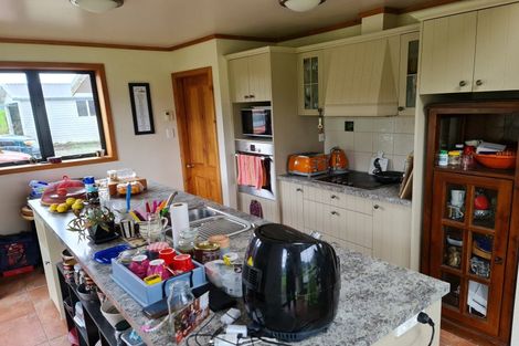 Photo of property in 72 Hotham Street, Murchison, 7007