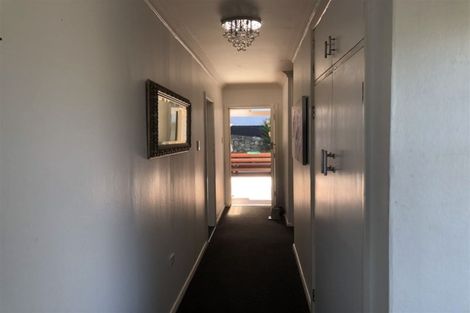 Photo of property in 1 Argyle Avenue, Levin, 5510