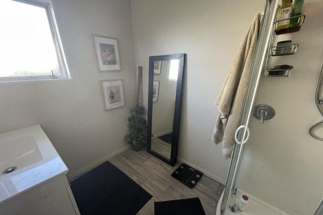 Photo of property in 10 Glenn Street, Castlecliff, Whanganui, 4501