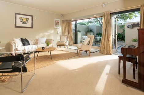 Photo of property in Highwic, 3/32 Hobson Street, Thorndon, Wellington, 6011