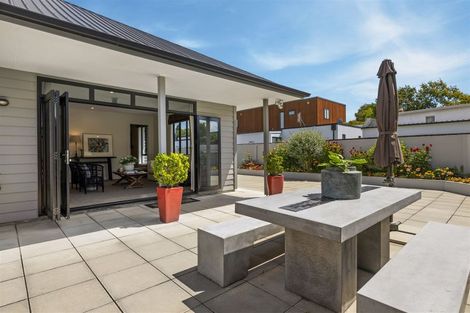 Photo of property in 1 Sunningvale Lane, Ilam, Christchurch, 8053