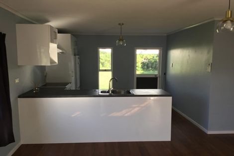 Photo of property in 1 Farrier Grove, Featherston, 5710