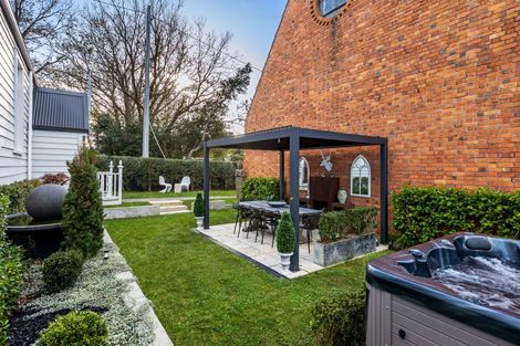 Photo of property in 95a Calliope Road, Stanley Point, Auckland, 0624