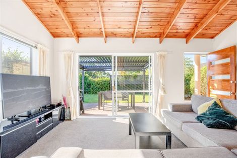 Photo of property in 1/25 Neil Avenue, Te Atatu Peninsula, Auckland, 0610