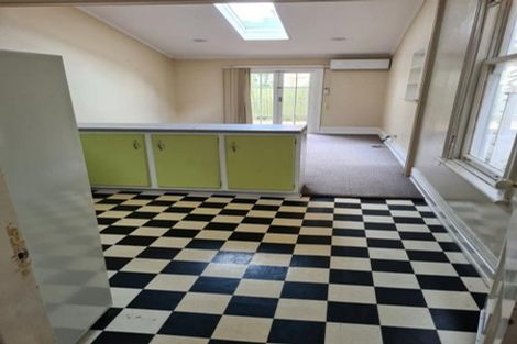 Photo of property in 13 Home Street, Mount Victoria, Wellington, 6011