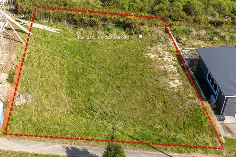 Photo of property in 35 Vaucluse Heights, Fitzherbert, Palmerston North, 4410