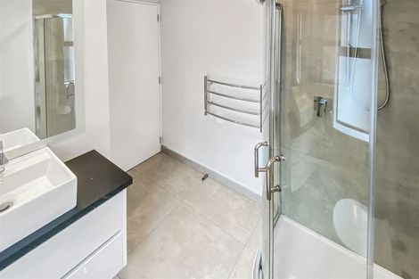 Photo of property in 9 Shingle Street, Sydenham, Christchurch, 8023