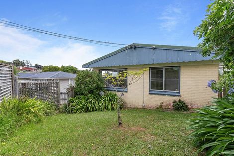 Photo of property in 1/48a Mellons Bay Road, Mellons Bay, Auckland, 2014