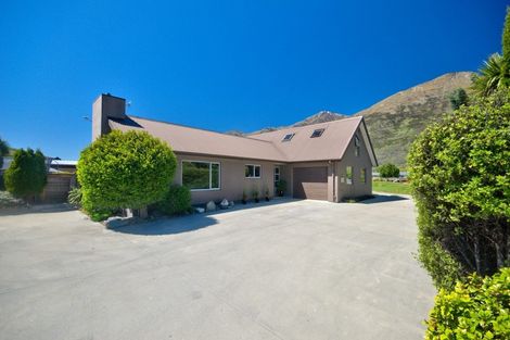 Photo of property in 11 Poolburn Court, Lake Hayes, Queenstown, 9304