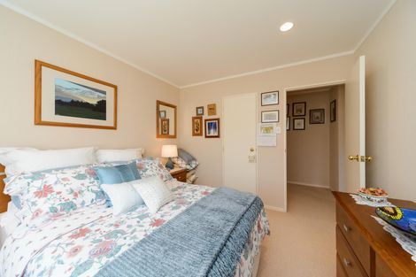 Photo of property in 100 Parnell Heights, Kelvin Grove, Palmerston North, 4414