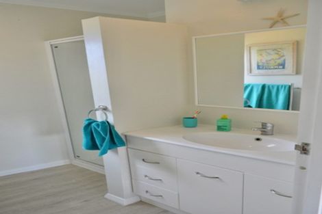 Photo of property in 40 Scott Avenue, Otaki Beach, Otaki, 5512