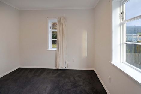 Photo of property in 58 Hall Crescent, Epuni, Lower Hutt, 5011
