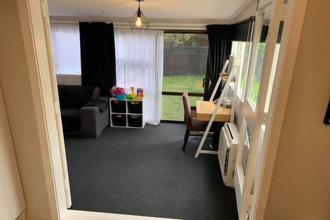 Photo of property in 8 Ruru Road, Otaihanga, Paraparaumu, 5036