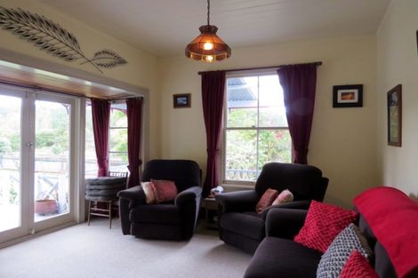 Photo of property in 229 Hauraki Road, Coromandel, 3506