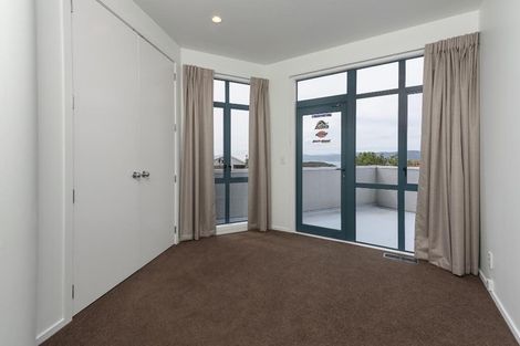 Photo of property in 12 Signallers Grove, Strathmore Park, Wellington, 6022