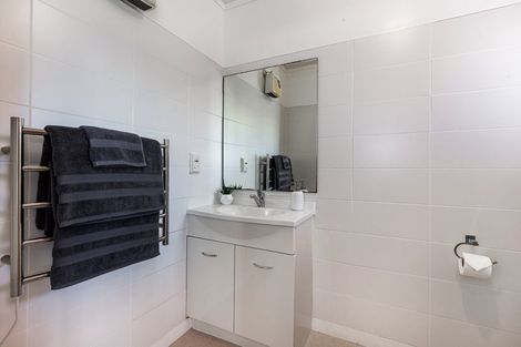 Photo of property in 17 Shackle Lane, Whitby, Porirua, 5024