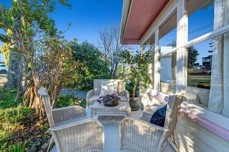 Photo of property in 19 View Road, Glenfield, Auckland, 0627