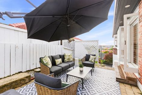 Photo of property in 104 Forbury Road, Saint Clair, Dunedin, 9012