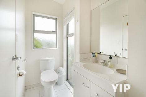 Photo of property in 35 Tawa Terrace, Tawa, Wellington, 5028