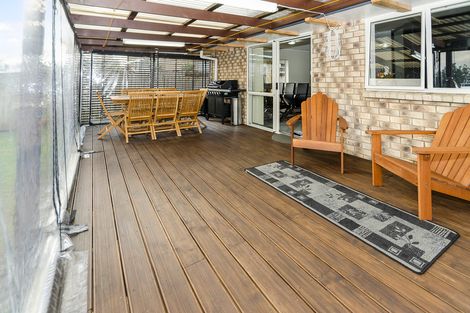 Photo of property in 24a Wai Iti Place, Clendon Park, Auckland, 2103