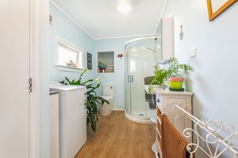 Photo of property in 34 Koputara Road, Himatangi Beach, Foxton, 4891