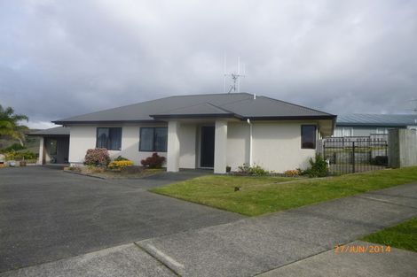 Photo of property in 76 Osprey Drive, Welcome Bay, Tauranga, 3112