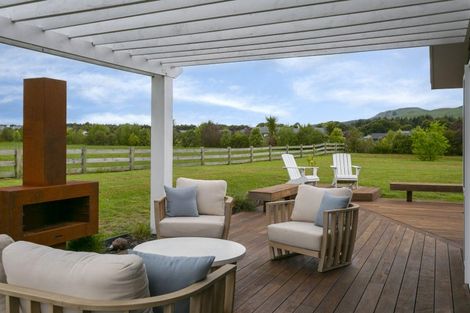 Photo of property in 6 Kahikatea Drive, Kinloch, Taupo, 3377