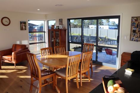 Photo of property in 12 White Road, Otane, 4202