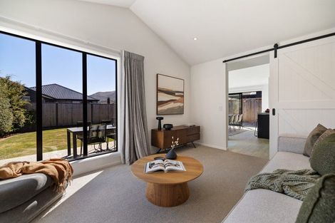 Photo of property in 52 Jack Hanley Drive, Jacks Point, Queenstown, 9371