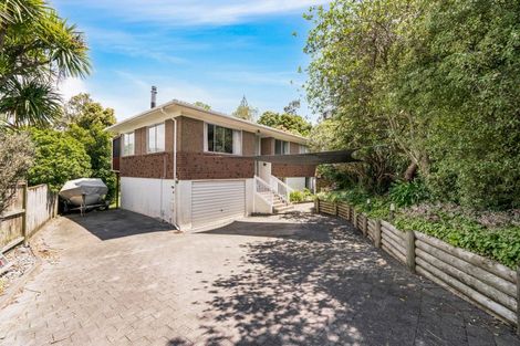 Photo of property in 15 Haseler Crescent, Howick, Auckland, 2014