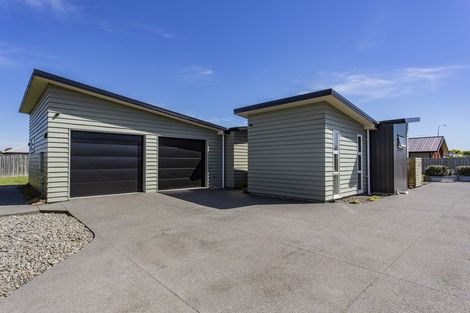 Photo of property in 1 Pemberton Drive, Amberley, 7410