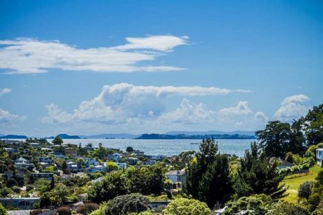 Photo of property in 10 Bellbird Rise, Murrays Bay, Auckland, 0630