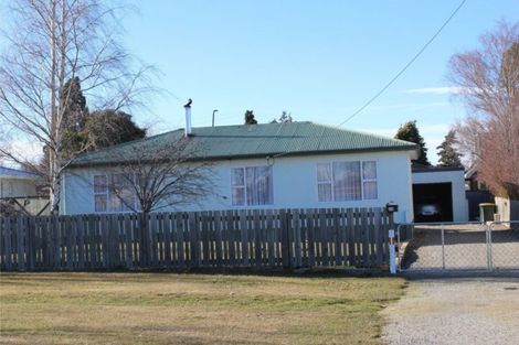 Photo of property in 20 Northland Street, Ranfurly, 9332