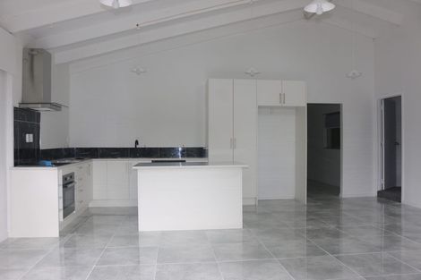 Photo of property in 475 Whangaparaoa Road, Stanmore Bay, Whangaparaoa, 0932